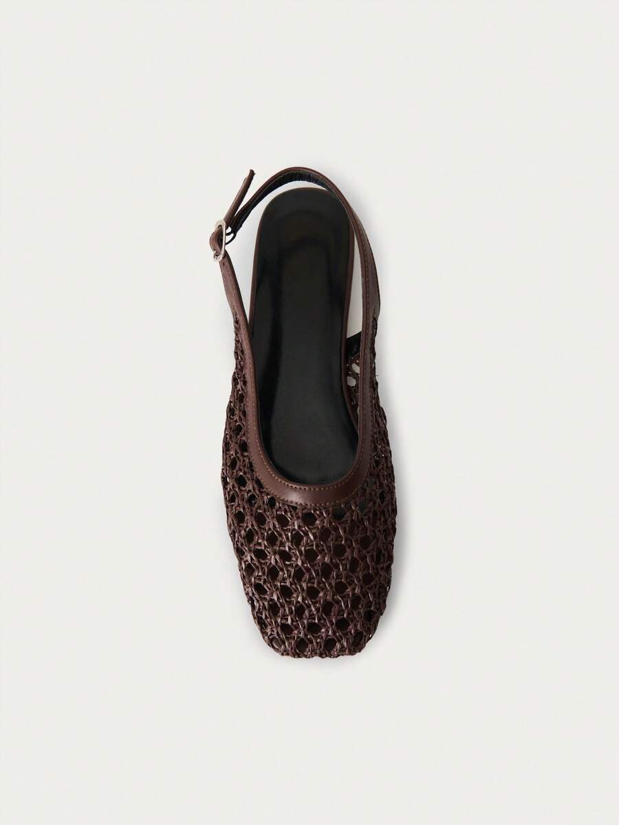 Nöista Bruine geweven sandalen met gekruiste bandjes, ontworpen met delicate mesh-bovenkant en verstelbare bandjes, ademend en comfortabel, retrostijl voor lente-uitjes en zomerse banketten.