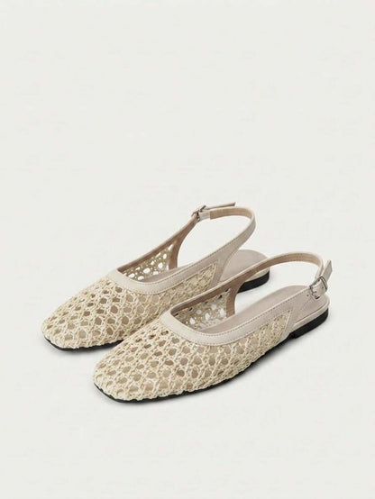 Nöista Bruine geweven sandalen met gekruiste bandjes, ontworpen met delicate mesh-bovenkant en verstelbare bandjes, ademend en comfortabel, retrostijl voor lente-uitjes en zomerse banketten.
