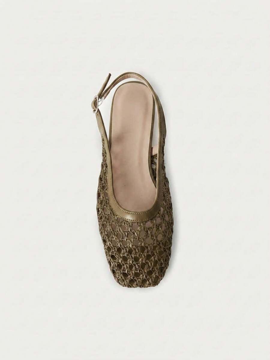 Nöista Bruine geweven sandalen met gekruiste bandjes, ontworpen met delicate mesh-bovenkant en verstelbare bandjes, ademend en comfortabel, retrostijl voor lente-uitjes en zomerse banketten.