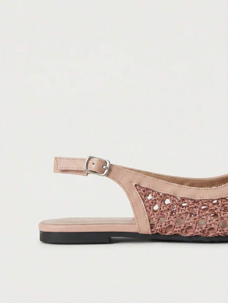Nöista Bruine geweven sandalen met gekruiste bandjes, ontworpen met delicate mesh-bovenkant en verstelbare bandjes, ademend en comfortabel, retrostijl voor lente-uitjes en zomerse banketten.