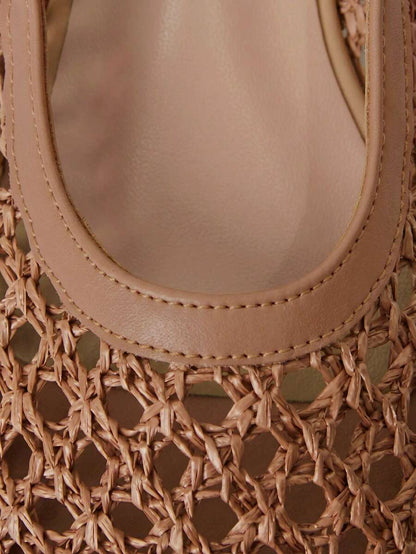 Nöista Bruine geweven sandalen met gekruiste bandjes, ontworpen met delicate mesh-bovenkant en verstelbare bandjes, ademend en comfortabel, retrostijl voor lente-uitjes en zomerse banketten.